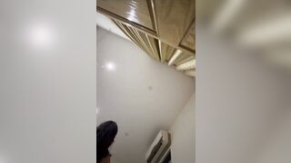 Tuột váy cô bạn cùng lớp bắt em lên nhúng