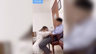 Ngày nào cũng phải cưỡi ngựa tăng ca cùng anh sếp