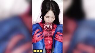Sáng sớm anh họ bắt em gái cosplay người nhện rồi đè đụ ko thương tiếc.
