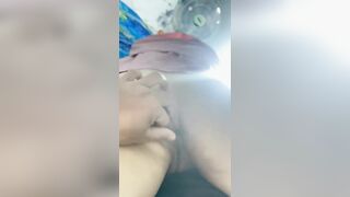 Dì út ăn nhậu ngủ say như chết bị thằng cháu họ vô tư nằm nghịch lồn nghịch lỗ đít.
