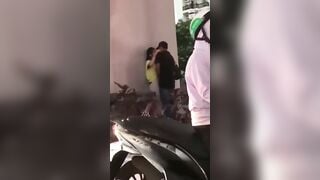 cặp đôi nứng lồn đụ nhau ngay ngoài đường ở hà nội
