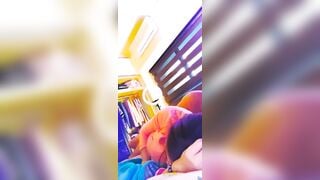 Sãng dây địt luôn người yêu đang say ngủ bắn tinh vào lồn