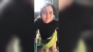 Dì út và thằng cháu họ đụ nhau ầm ầm sau nhà mà ko 1 ai hay biết.