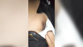 Dì út say xỉn ngủ say bị thằng cháu tụt quần nhìn trộm mép lồn.