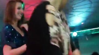 Club bên Tây thác loạn địt nhau tập thể dâm đãng kích thích