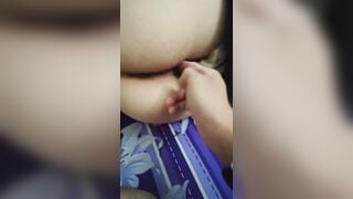 Làm tình với đứa em họ với cái lồn hòng hào không lông