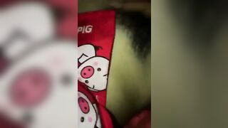 Mới lớn mà bé nó bú chuyên nghiệp quá