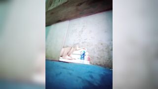 QUAY LÉN BÀ MẸ KẾ TẮM, TÍ THÌ BỊ PHÁT HIỆN