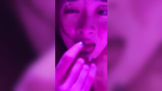 Em nó dâm khóc xin được bú cu uống tinh trùng nứng lồn nó dâm thế đấy