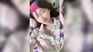 Mới có lớp 11 thôi đã địt nhau be bét rồi