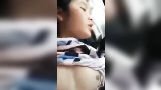 Loạn luân anh trai địt toét lồn con em họ mới lớn nhậu say quên khóa cửa