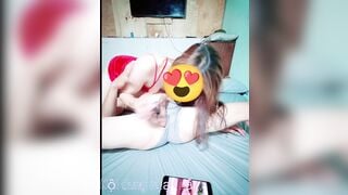 Thấy dì út  vừa xem phim sex vừa thụ dâm thằng cháu họ thương vào đụ giúp giải quyết.