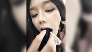 Con đĩ Mai Lính, Tự Bú liếm quần lót Của Mk dính nhớt, Live sex khiêu dâm