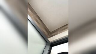 Anh sửa điệnn may mắn và cô chủ nhà thiếu thốn 3