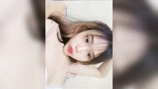 Vú mướp nhưng em xinh với dâm 3