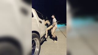 Trong lúc đợi cứu hộ, Cặp đôi Public Djt nhau Giữa đường bóp vú.doggy rên rỉ