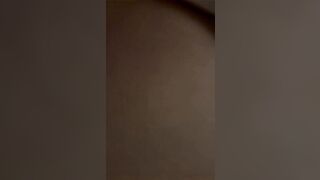 Nữa đêm Vén váy mẹ kế doggy bắn đầy lưng