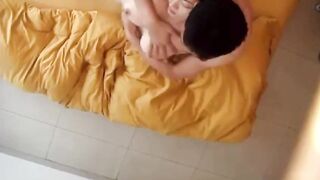 Dẫn em đồng nghiệp có chồng đi nhà nghỉ vú to lồn ngon địt cho em nó sướng lồn phần 2