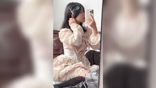 Gái Xinh Múp Vú To Lồn Múp Dạng Háng Show Hàng Trước Gương