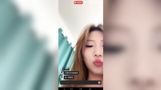 Call chat sex với e teen tq xinh dâm show hàng xoa bướm lè lưỡi xe đầu ti cho xem #2
