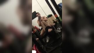 Cho tình nhân đi tập gym thì bị thằng pt nó thịt luôn