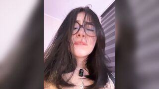 Gái dâm lồn to hồng vú khủng thủ dâm trên live dâm đãng kích thích phần 2