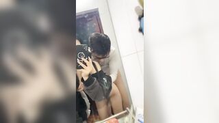 Dẫn em học sinh cấp 3 đi chơi rồi địt luôn sướng vl ra