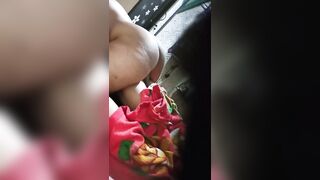 Đục tường quay xem vợ chồng hàng xóm địt nhau dâm đãng kích thích