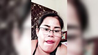 Cô giáo già vú to mông bự khoe hàng dâm đãng cho trai trẻ xem