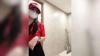Siêu Thị WinMart bé nhân viên lồn nhiều nước vừa làm vừa bán quạt - phần 60