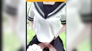 Bướm Non Đi Học Không Mặc Quần Lót Để Ra Sân Trường Thủ Dâm Cùng Cu Giả Cho Dễ