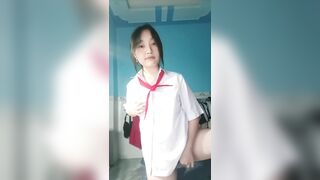 Thanh Thảo lớp 10 cỡ này sau này em dâm cỡ nào - phần 9