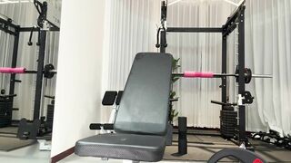 Gái tập gym dâm lắm, Mới đc xíu, Gái Xinh vú to lồn hồng nứng lồn thủ dâm live sex