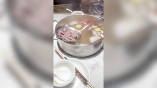 Cuộc sống thường ngày của cô vợ loli,nấu cơm cho ck ăn xg cho ck địt nữa là hết ngày