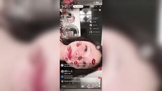 Elina Nhật Hạ Hot, Trả kèo Tiktok Show Vú Trong gương trên live