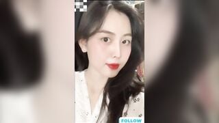 Uyên thảo 2ka4 xinh dâm show hàng kiếm tiền