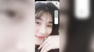 Em học sinh call sex thủ dâm khoe hàng cho bạn trai xem