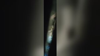"Tao trốn trong tủ rồi, mày qua gạ địt con ny tao xem nó đồng ý không"