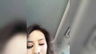 Gái dâm thủ dâm trên ô tô của sếp để gạ trai vú to lồn khít