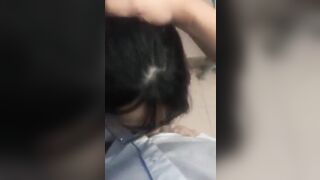 2 em học sinh lôi nhậu ra ban công bú cu cho nhau