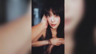 Gái xinh dâm bú mút ngon tay dâm đãng kích thích siêu dâm