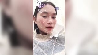 Lén ra sau nhà dùng sextoy để thủ dâm
