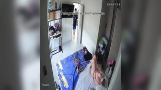 Hack Camera Bà Mẹ Đang Call Sex Bị Con Trai Phát Hiện