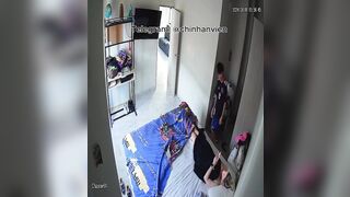 Hack Camera Bà Mẹ Đang Call Sex Bị Con Trai Phát Hiện