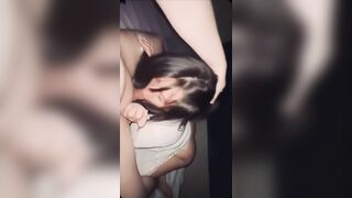 Nằm ngửa chym cho e fwb bú cu