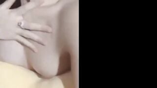 Địt nhỏ em họ dâm lúc nhà đi vắng