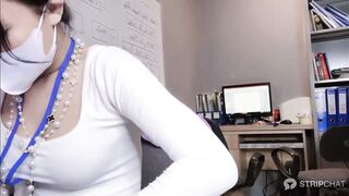 Full 35 phút, E nhân viên Văn Phòng, Public Bóp vú Móc lồn ko lông thủ dâm ở công ty