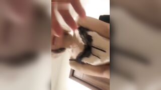Vô phòng ngủ chị ép chị bú cu