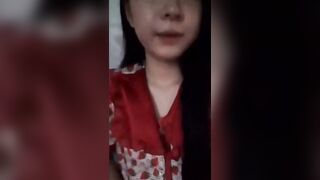 Hoàng Dung 2k9 xinh múp call sex có phí