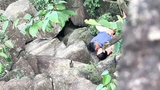 QUAY TRỘM ĐÔI NHÂN TÌNH ĐỤ NHAU TRÊN ĐỒI, TÍ THÌ BỊ BẮT